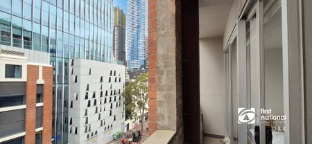 Furnished Studio Apartment – Prime North Melbourne Location - Photo 5