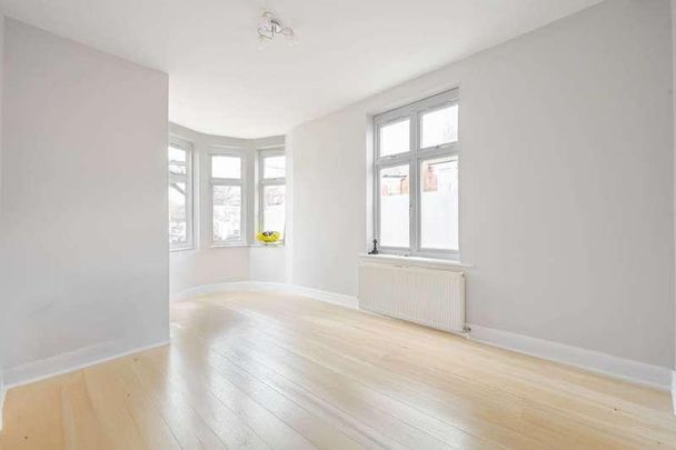 Glendale Avenue, Wood Green, N22 - Photo 1