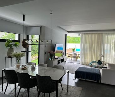 Semi-Detached House in Puerto Banús - Photo 2