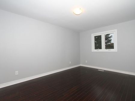 For Lease - 30 Elder Avenue, Toronto, Ontario - Photo 4