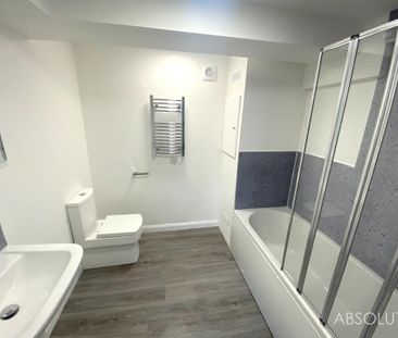 2 bedroom flat to rent - Photo 6