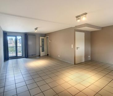 Duplex appartement gelegen op de eerste verdieping met 3 slaapkamers - Photo 3