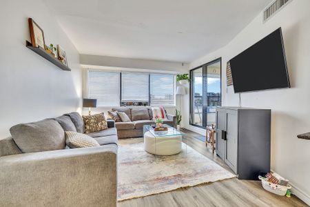 For Lease - 100 Bronte Road Unit# 309, Oakville, Ontario - Photo 3