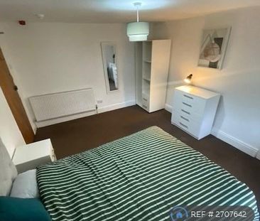 1 bedroom in a house share to rent - Photo 6