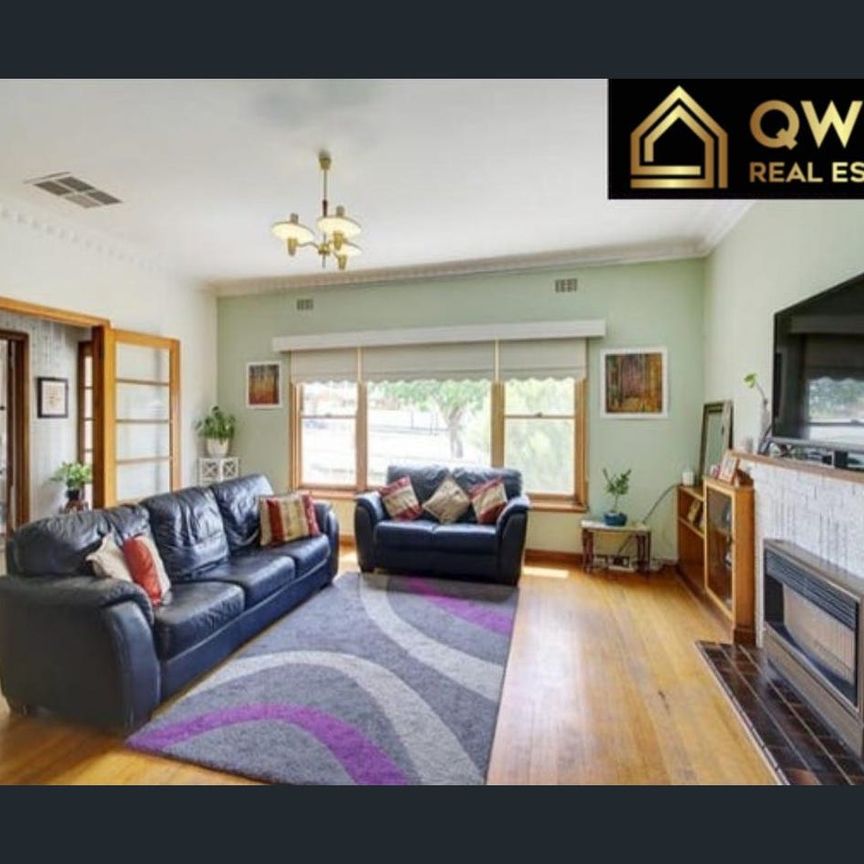 Spacious 3-Bedroom House in a Convenient Newcomb Location - $525 per week - Photo 1