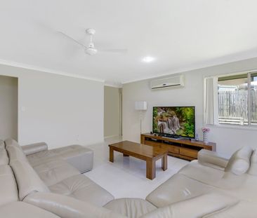 24 Silkwood Way, Molendinar - Photo 1