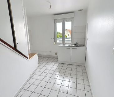 Appartement à louer - REIMS RUE DE COURCELLES - Photo 2