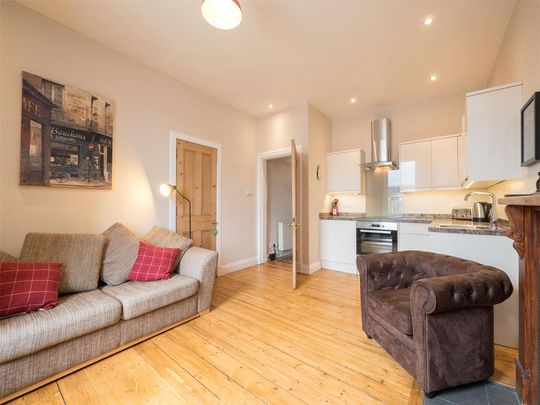 1 bedroom flat to rent - Photo 1