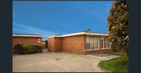 Affordable, Low Maintenance Unit - Photo 2