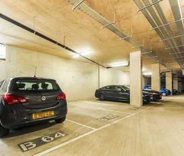 Stirling Drive, Luton, LU2 - Photo 5