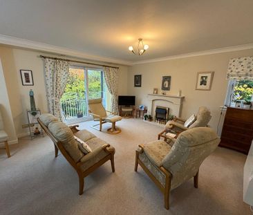 2 bedroom flat to rent - Photo 1