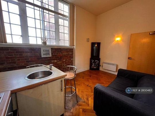 1 bedroom flat to rent - Photo 1