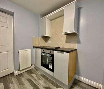 Eastbourne Avenue, Bensham, Gateshead - Photo 6