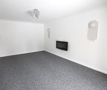 2 bedroom bungalow to rent - Photo 1