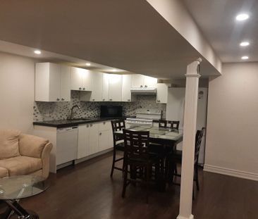 For Lease - 48 Squire Drive, Richmond Hill, Ontario - Photo 4