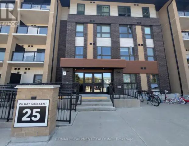 207 - 25 KAY CRESCENT | 207 - 25 KAY CRESCENT, Guelph - Photo 1