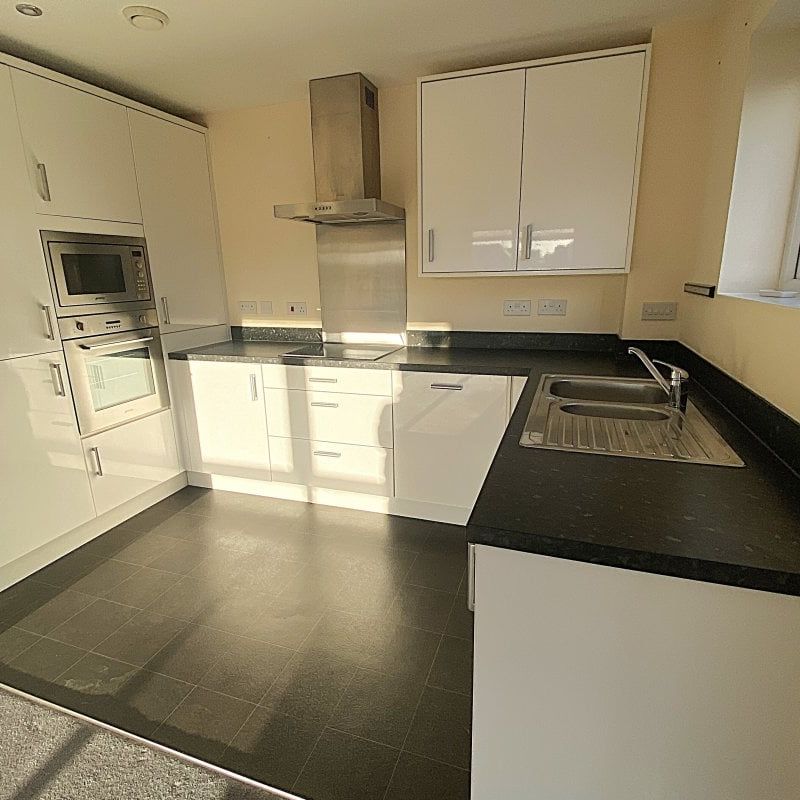Long Down Avenue - Photo 1
