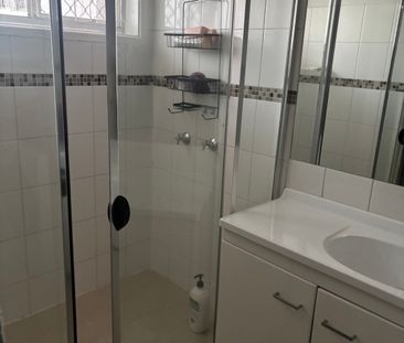 Surfers Paradise - Photo 1