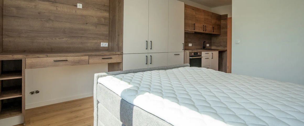 Frisch saniert, voll möbliert – dein kleines Zuhause mit Charme, Komfort und Blick ins Grüne - Photo 1
