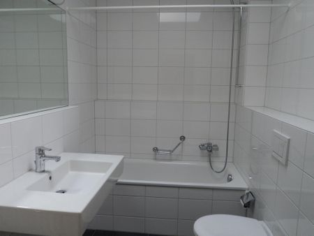Wohnen im Grünen in Binningen - 4.5-Zimmer-Maisonettewohnung mit Ha... - Photo 5
