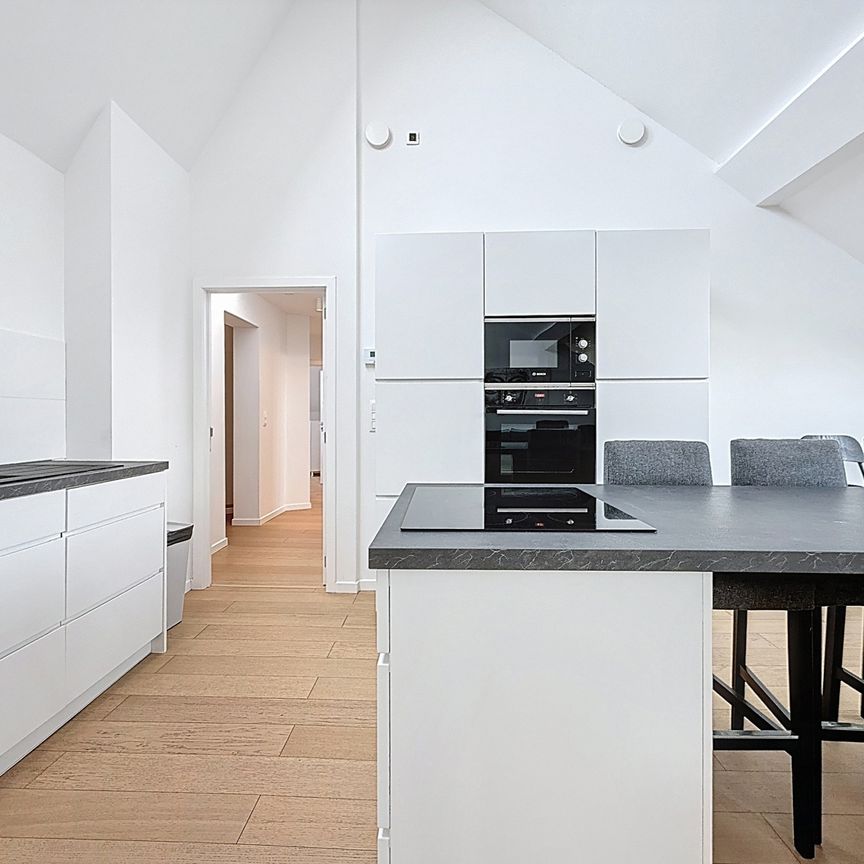 Flat - for rent - Photo 1