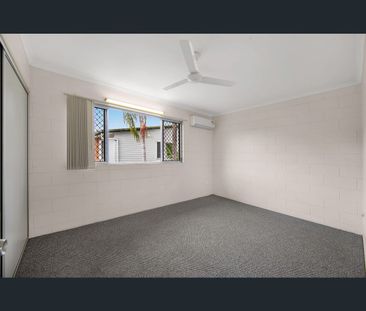 15/21-23 Landsborough Street, North Ward, Qld 4810 - Photo 2