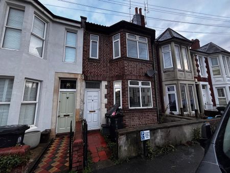 3 bedroom terraced house to rent - Photo 4