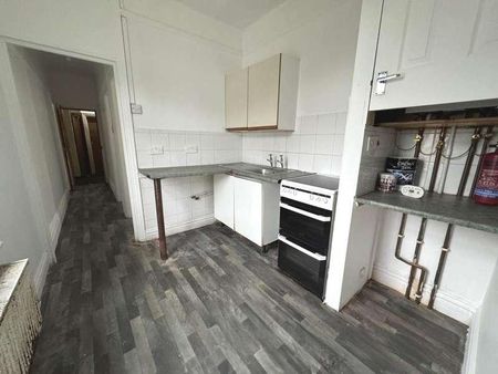 Lytham Road, Blackpool, FY4 - Photo 2