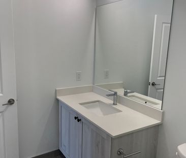 For Lease - 385 Arctic Red Drive Unit# 412, Oshawa, Ontario - Photo 4