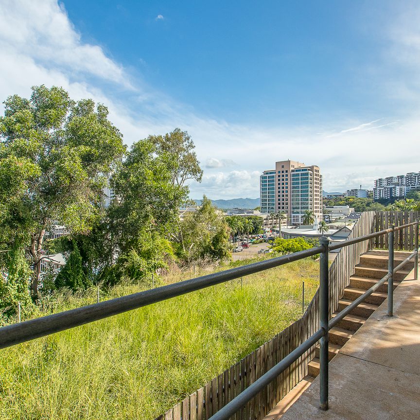 2/24 Hale Street, Townsville City QLD 4810 - Apartment For Rent | Domain - Photo 1