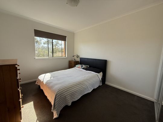 Queanbeyan Convenience - Photo 1