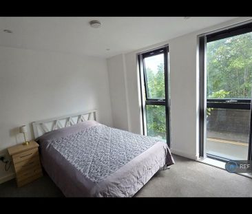 2 bedroom flat to rent - Photo 6