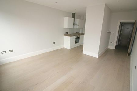 1 bedroom apartment to rent - Photo 2