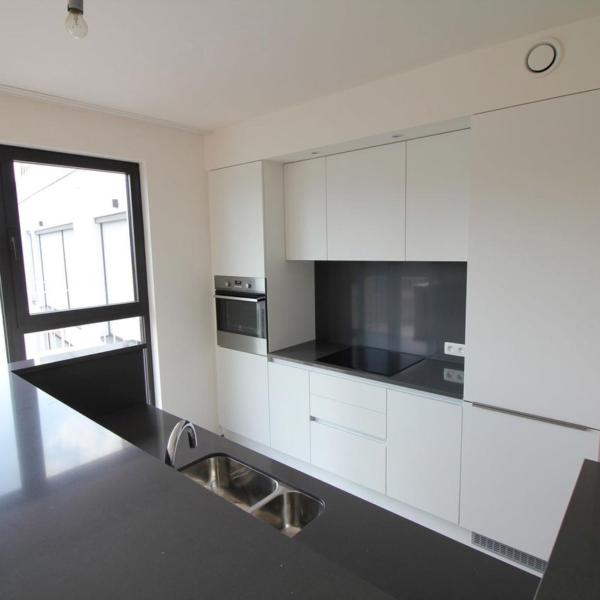 Avenue Reine Astrid, 1950, Kraainem - Photo 1