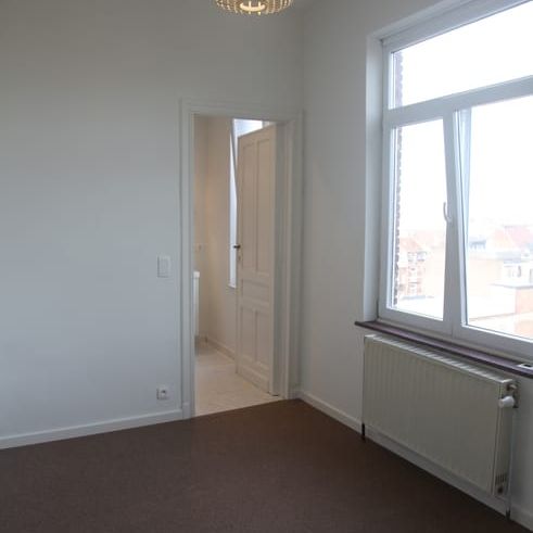 Appartement te huur - Photo 1