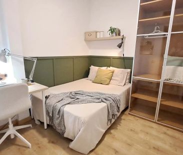 Rooms for rent in 4-bedroom apartment in Sant Gervasi - Galvany - Photo 3