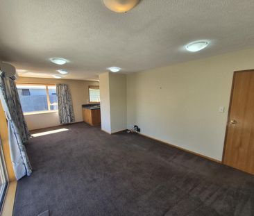 27A De Havilland Street, Hornby - Photo 2