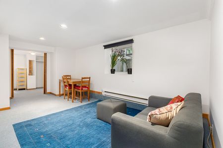 For Lease - 89 Willcocks Street Unit# Bsmnt, Toronto, Ontario - Photo 4