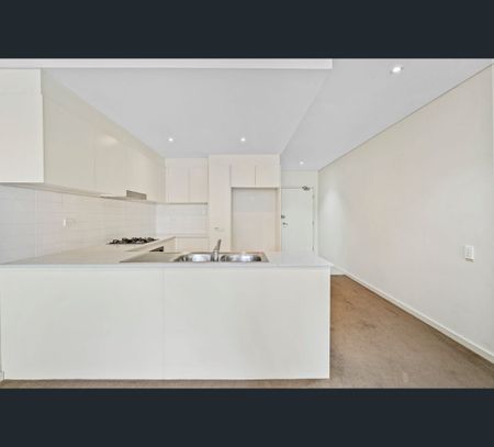 9/127a Lindesay Street, Campbelltown, NSW 2560 - Photo 4