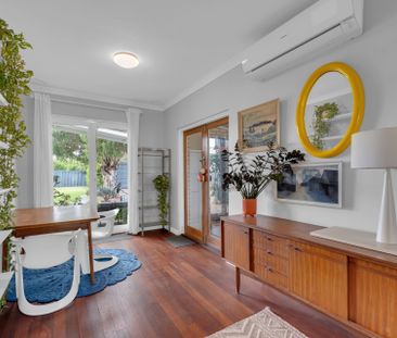 Character Three Bedroom Home in Safety Bay - Photo 4