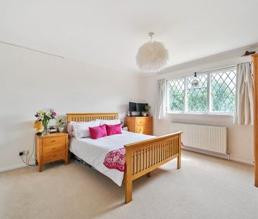 5 bedroom detached house to rent - Photo 4