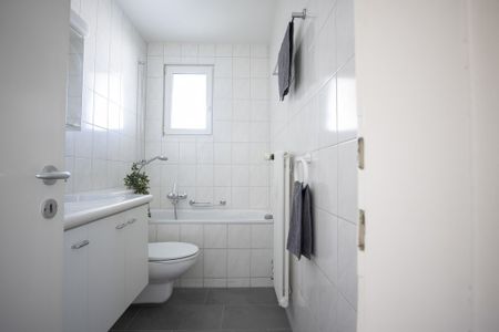 Helle Wohnung Nähe Messeplatz mit schönem Balkon - Photo 2