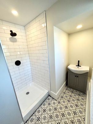 For Lease - 316 Front Street Unit# 2, Belleville, Ontario - Photo 1