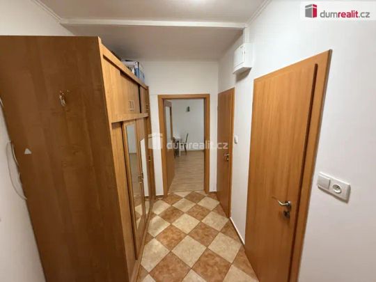 Pronájem bytu 1+1, Lužec nad Vltavou - Photo 1