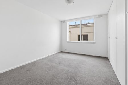 9/76 Mathoura Road TOORAK - Photo 2