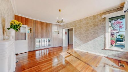 3 Bed, 1 Bath - Photo 5