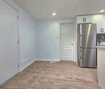 For Lease - 658 Dundas Street Unit# 2B, Toronto, Ontario - Photo 3