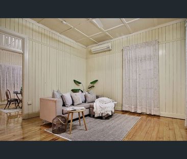 LET'S TALK – A blend of classic charm and modern convenience. ($545... - Photo 1