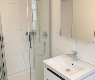 Modern 2.5 room apartment with balcony in a good location in St. Ga... - Foto 2