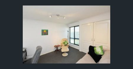 Large Family Home + Shed! - Photo 2